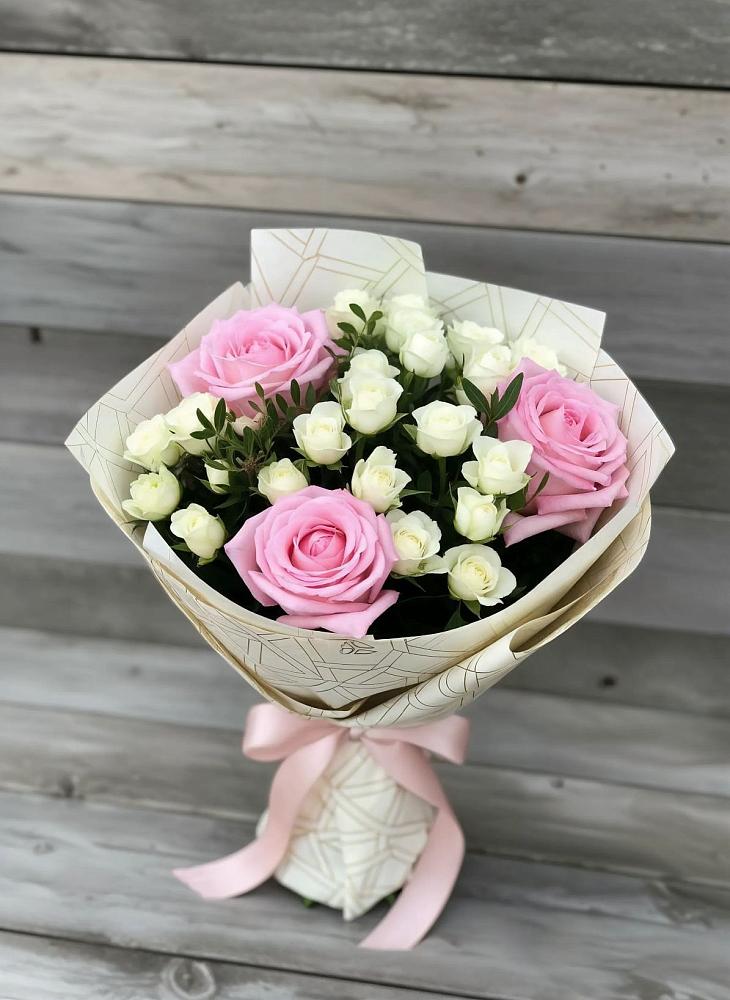 Букет цветов из: Розы в Селижарово