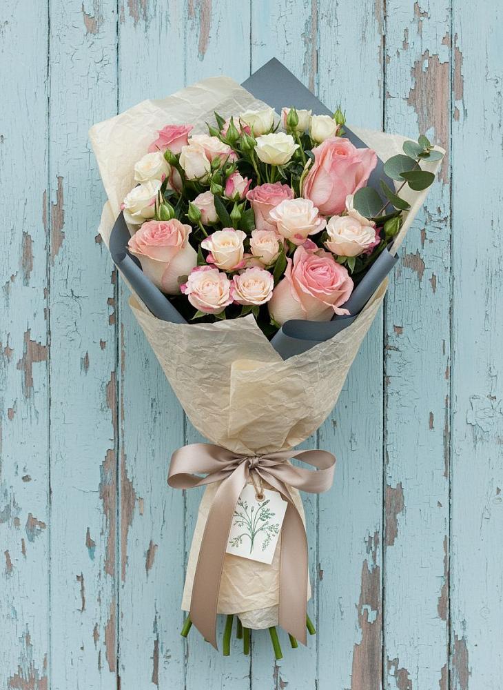 Букет цветов из: Розы в Селижарово