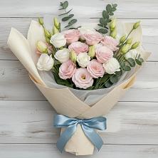 Букет цветов из:  Лизиантусы в Селижарово