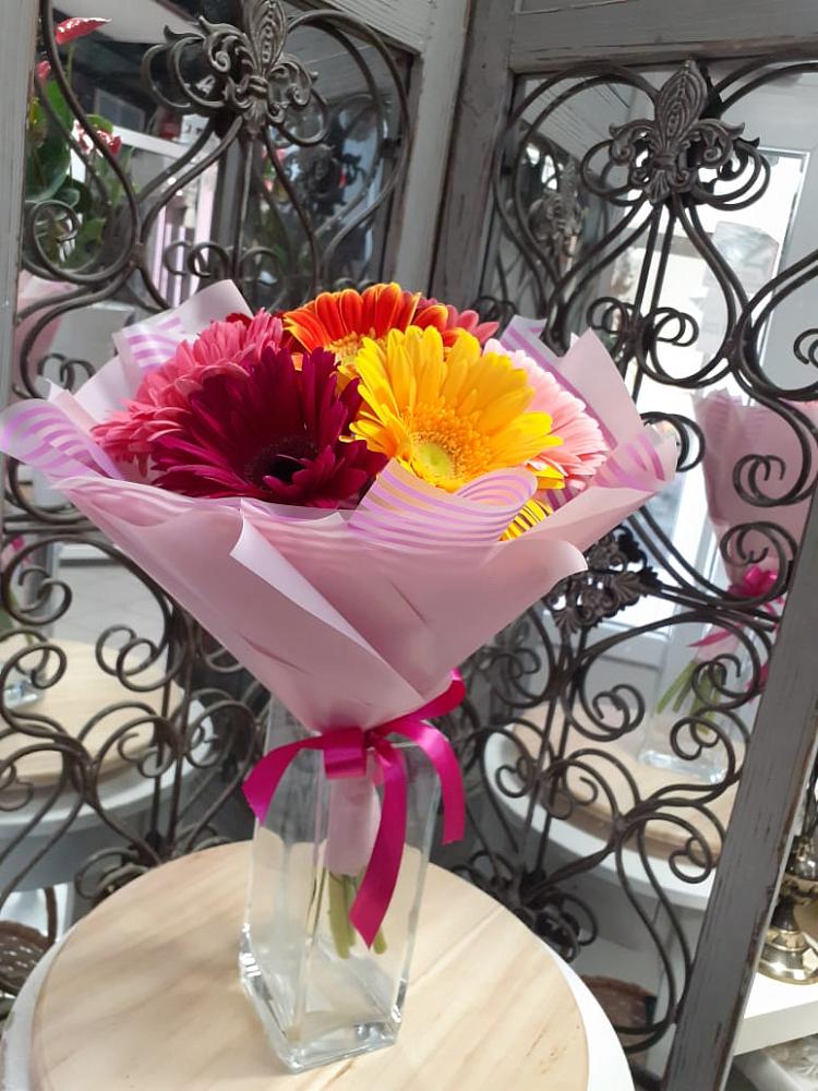 Букет цветов из: Герберы в Селижарово