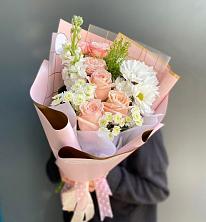 Букет цветов из:  Хризантемы и Розы в Селижарово