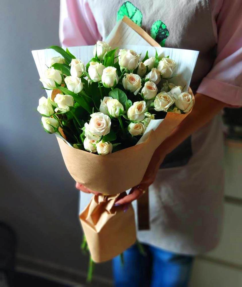 Букет цветов из: Розы в Селижарово