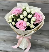 Букет цветов из:  Розы в Селижарово