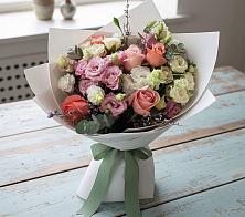 Букет цветов из:  Розы, Лизиантусы и Гвоздики в Селижарово